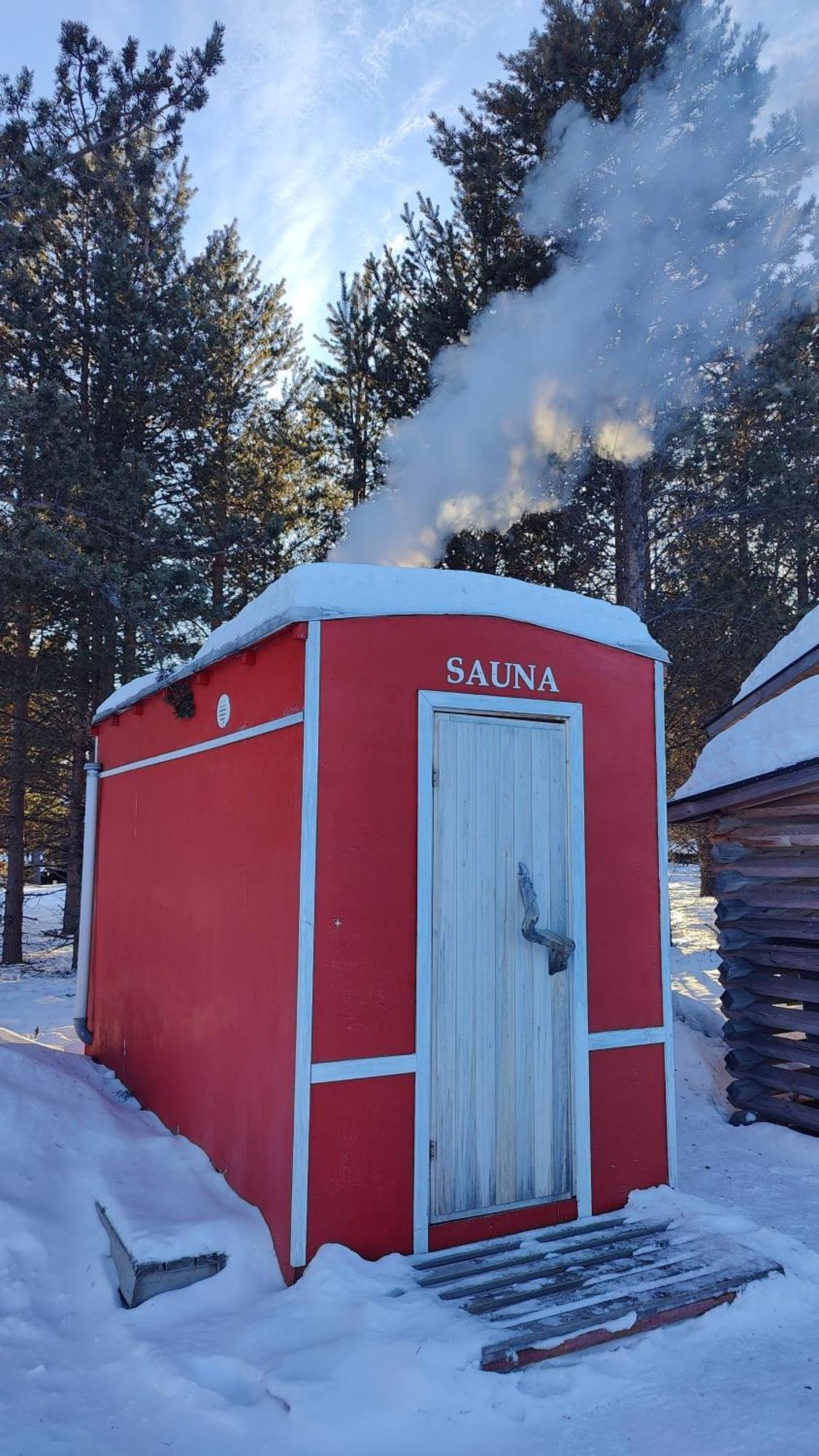 Lake Inari Mobile Cabins Exterior photo