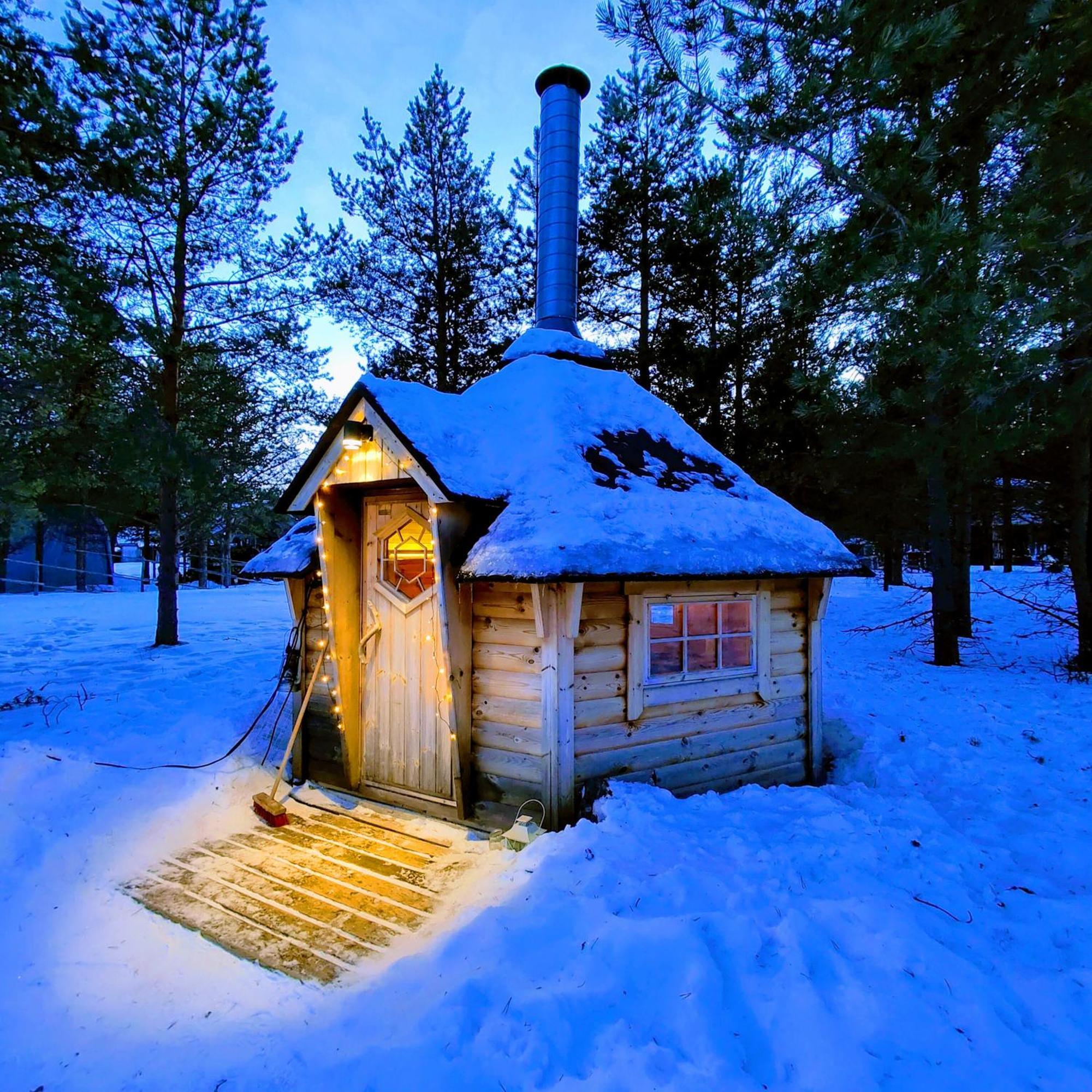 Lake Inari Mobile Cabins Exterior photo